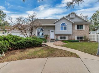 332 E Magellan Ln, Elk Ridge, UT 84651
