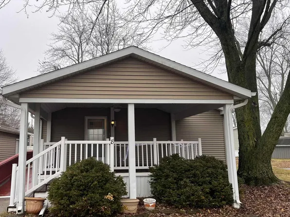 1230 21st St, Lincoln, IL 62656