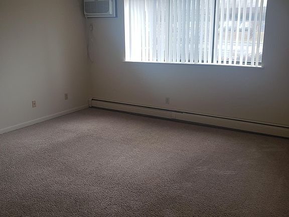 2nd image of 1133 Michigan Ave E APT 16