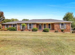 208 General Forrest Dr, Springfield, TN 37172