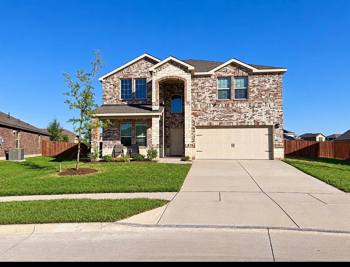 4 bed, 2511 sqft, $3,400 — Photo 1