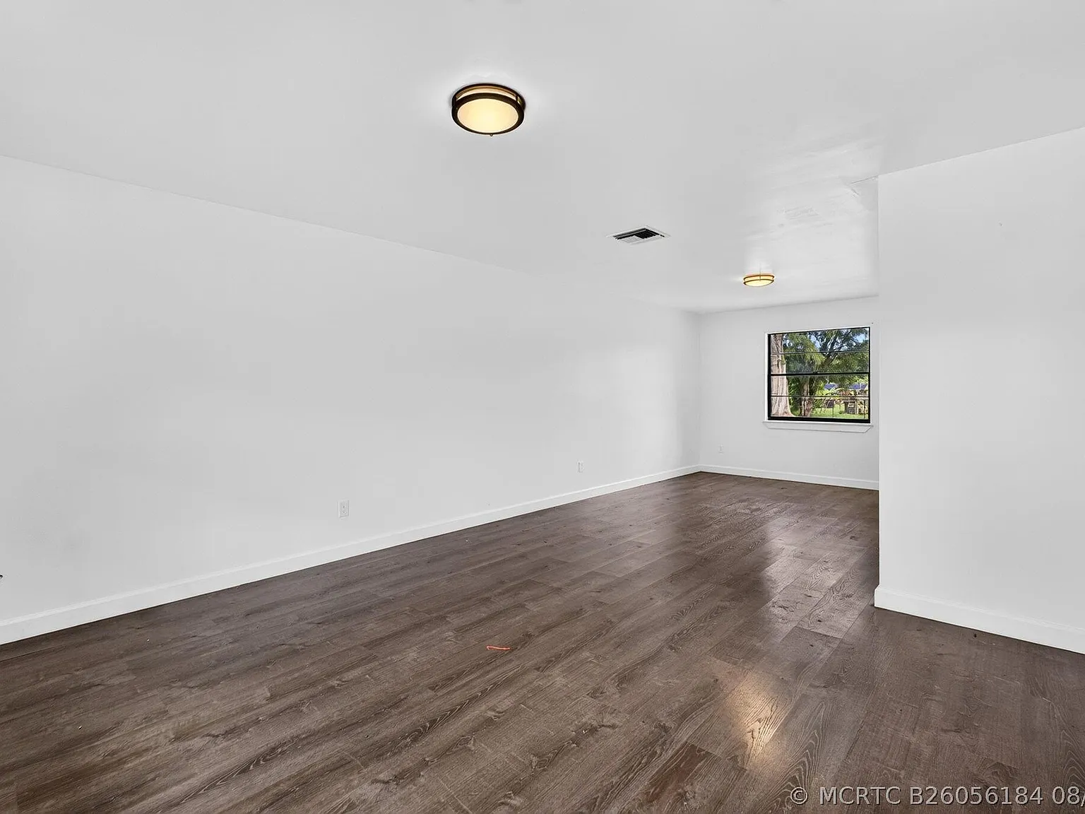 3 bed, 2.0 bath, 1770 sqft, $3,750 — Photo 4