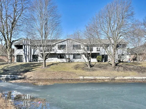 745 Whalom Ln #745, Schaumburg, IL 60173