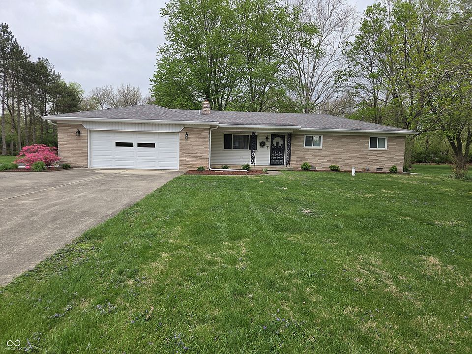 1st image of 2104 W Orchard Dr