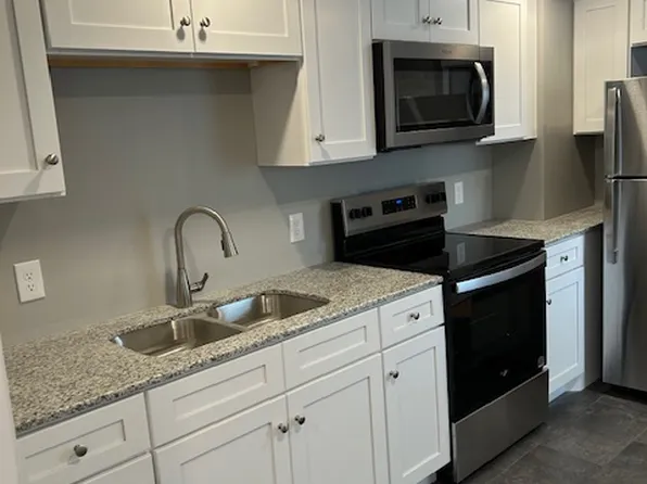 92 2nd St #2, Turners Falls, MA 01376