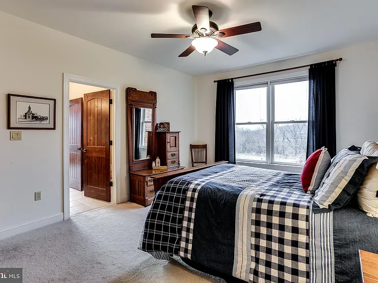 4410 Tuscarora Rd — Photo 30