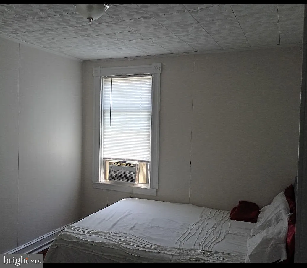 1 bed, 940 sqft, $700 — Photo 4