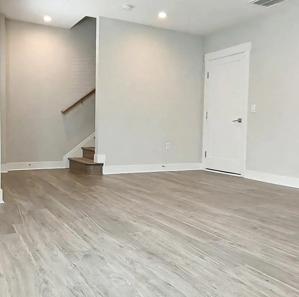 3 bed, 2.5 bath, 2200 sqft, $2,999 — Photo 3