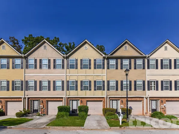 1470 Knights Trl, Stone Mountain, GA 30083
