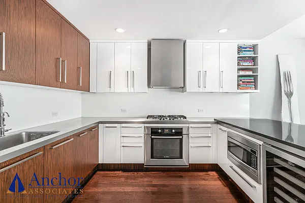 Rented by Anchor Associates | media 3