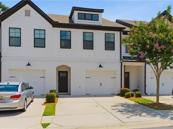 151 N Auburn Landing Pl, Auburn, GA 30011