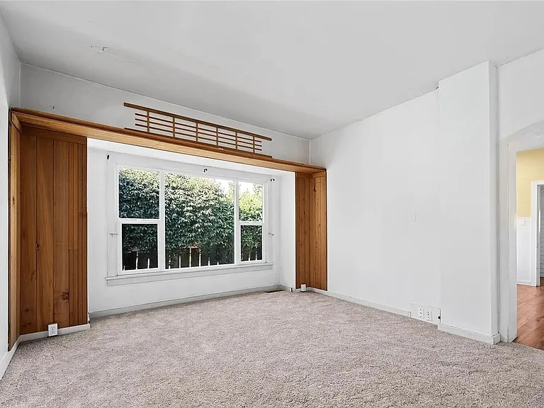1502 E Maplewood Ave — Photo 6