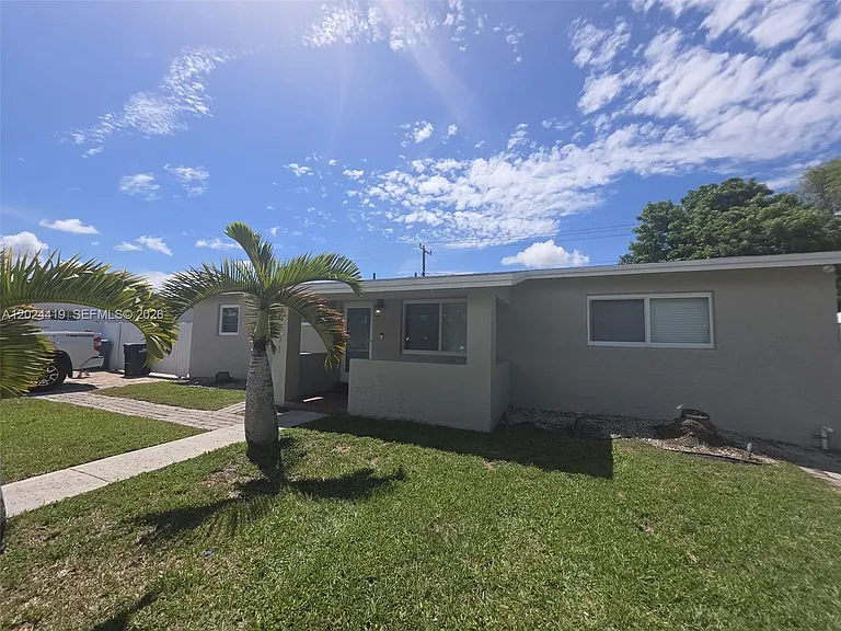 9971 Dominican Dr — Photo 1