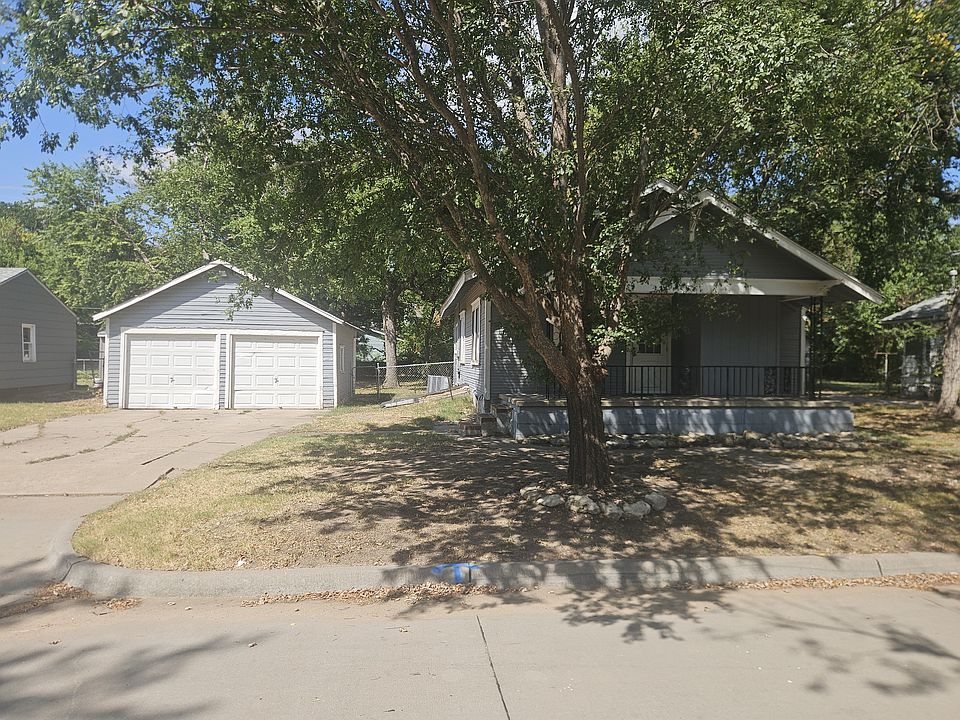 1st image of 335 N Gordon Ave