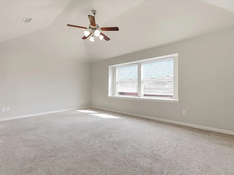 4904 Empire Way — Photo 18