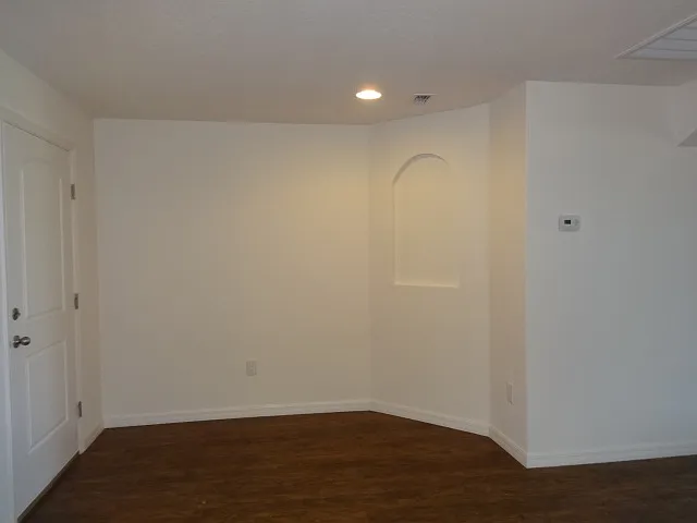 627 Chatham Walk Dr — Photo 5