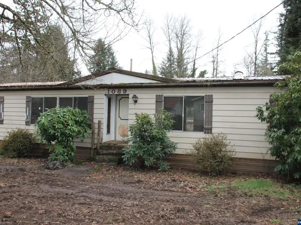 1089 Poplar St, Sweet Home, OR 97386