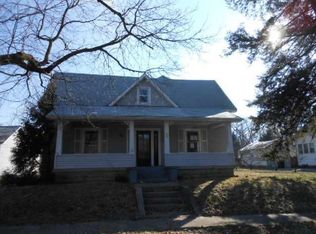 305 S Main St, Carthage, IN 46115