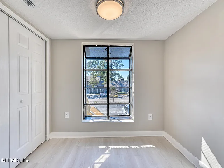 225 Cranes Lake Dr — Photo 13
