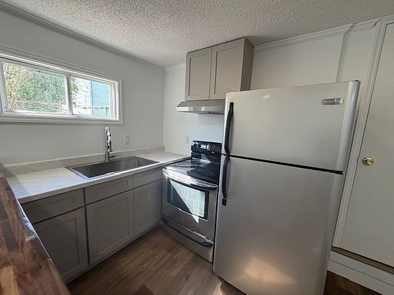 3rd image of 1201 Highland Ave #B
