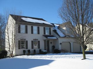 20 Hemlock Dr, Lancaster, PA 17602