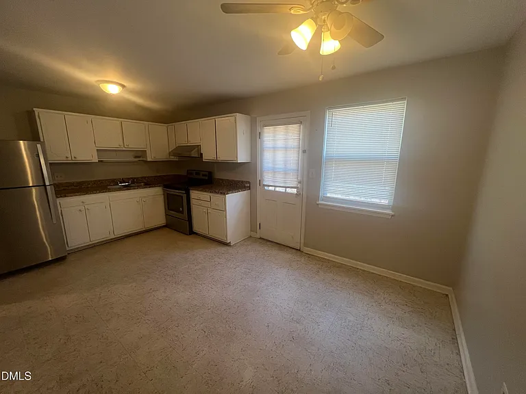 1002 Willow Dr #53 — Photo 2