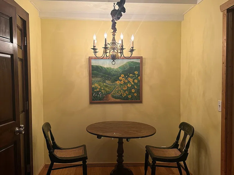 120 Forrest Ave — Photo 8