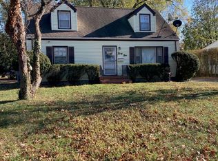 35 Locust Ave, Eatontown, NJ 07724