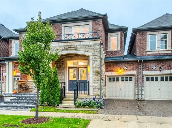3087 Eberly Woods Dr, Oakville, ON L6M 0T7