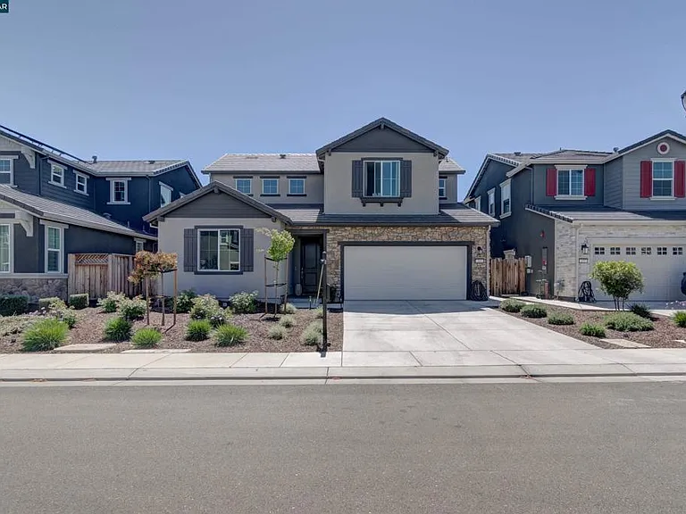 281 Cinnabar Way — Photo 1