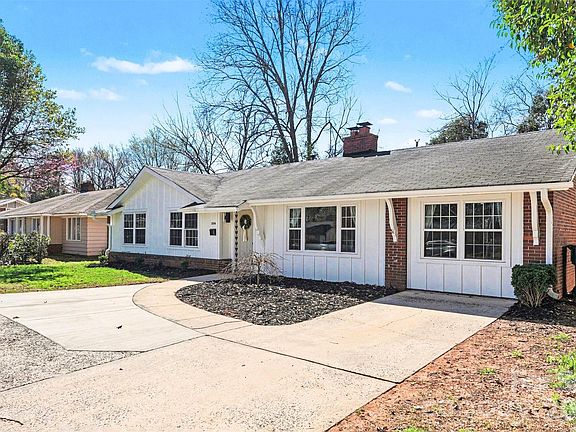 2nd image of 2006 Tyvola Rd