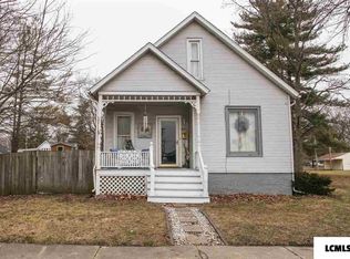 611 N Ottawa St, Lincoln, IL 62656