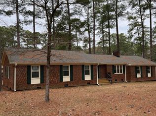 107 N Edgewood Dr, Pinetops, NC 27864