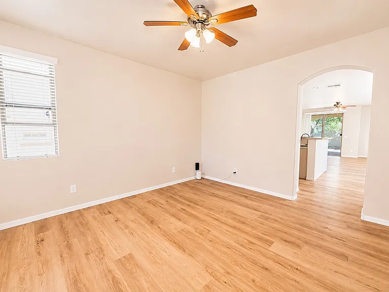 4172 E Santa Fe Ln — Photo 6
