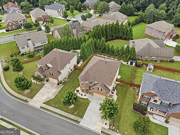 3rd image of 2180 Cain Commons Dr
