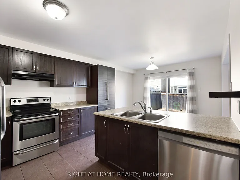 348 Gallantry Way — Photo 11