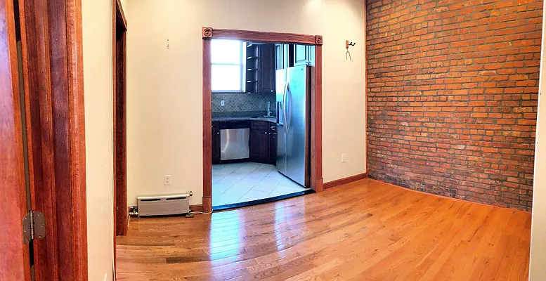 Rented by Rapid Realty Cobble Hill | media 75