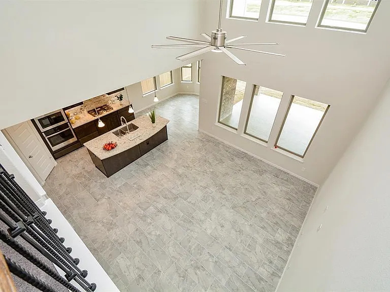 923 Orange Zest Ln — Photo 31