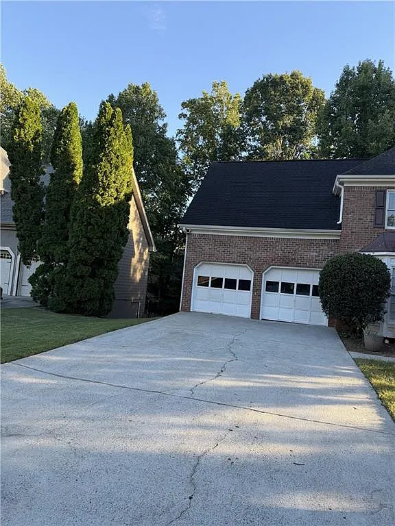 4 bed, 2.5 bath, 2938 sqft, $2,595 — Photo 4