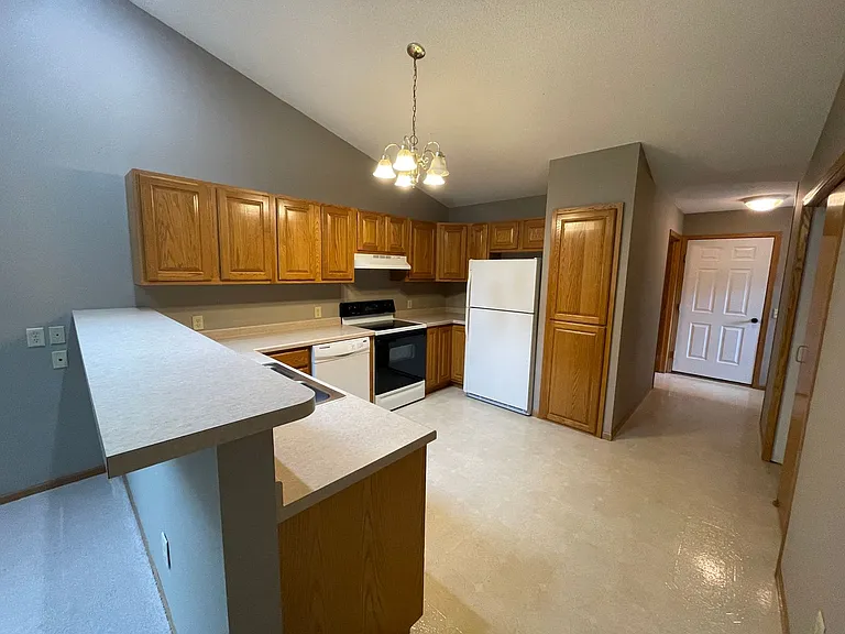 1815 Industrial St — Photo 20