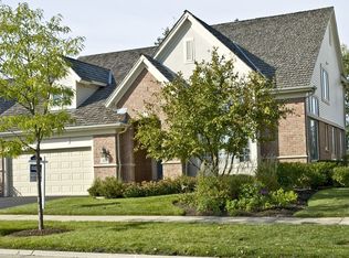 1881 Westleigh Dr, Glenview, IL 60025