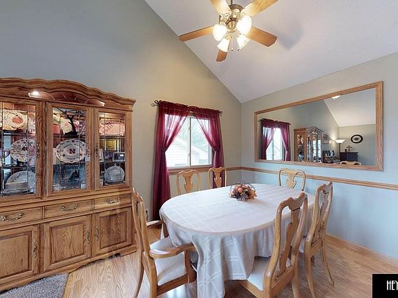 3rd image of 14556 Hascall St