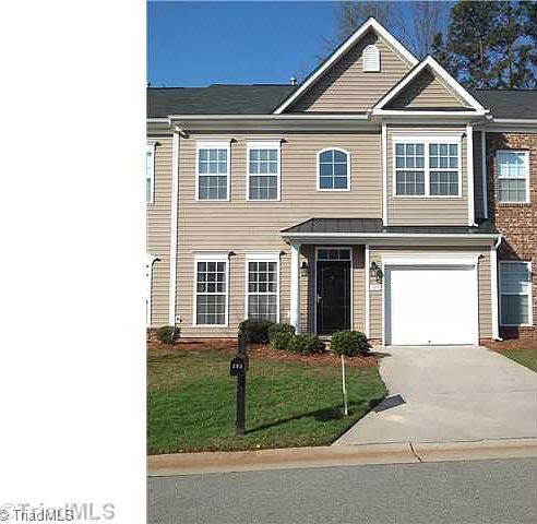 1st image of 103 Chestnut Bnd