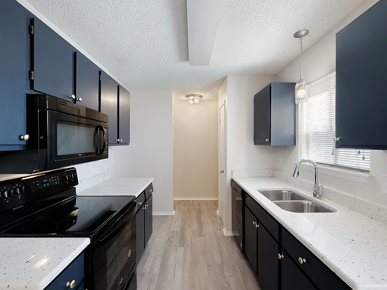 629 Fern Meadow Dr — Photo 10