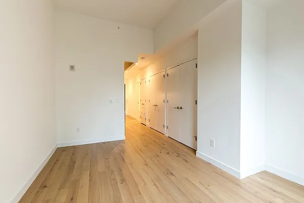 Rented by Stonehenge NYC LLC | media 12