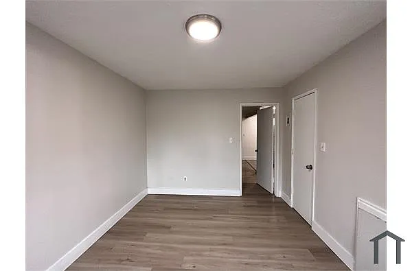 Building Photo - 14801 Joy Rd #9