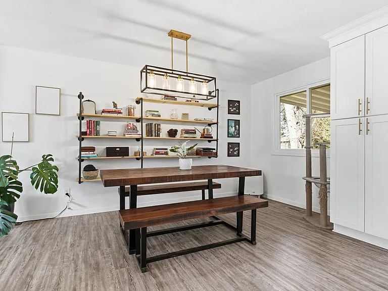 5107 S Madelia St — Photo 15
