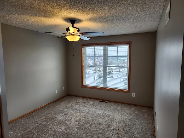 20663 Hampshire Way — Photo 6