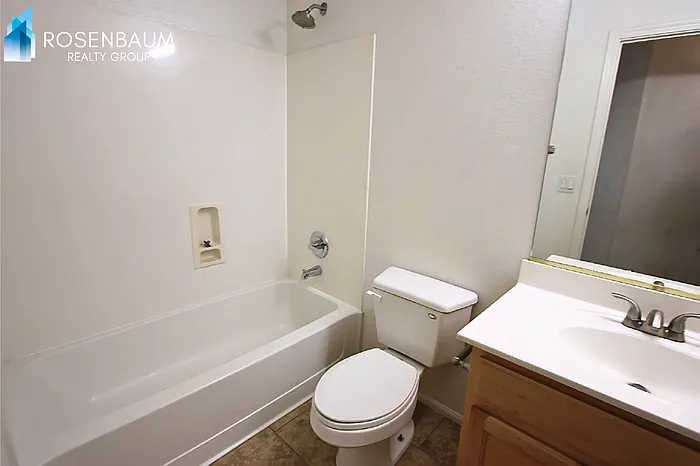 12412 W Montebello Ave — Photo 6