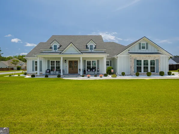 7301 Shadow Creek Dr, Hahira, GA 31632